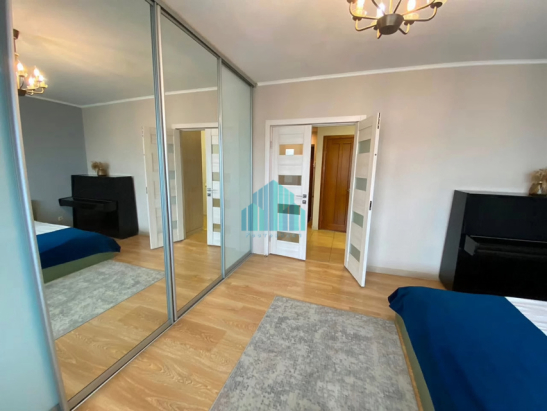 2-к. квартира, 58 м², 13/17 эт.