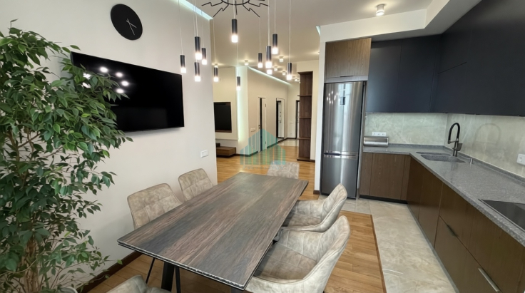  4-комн. квартира, 107 м²

